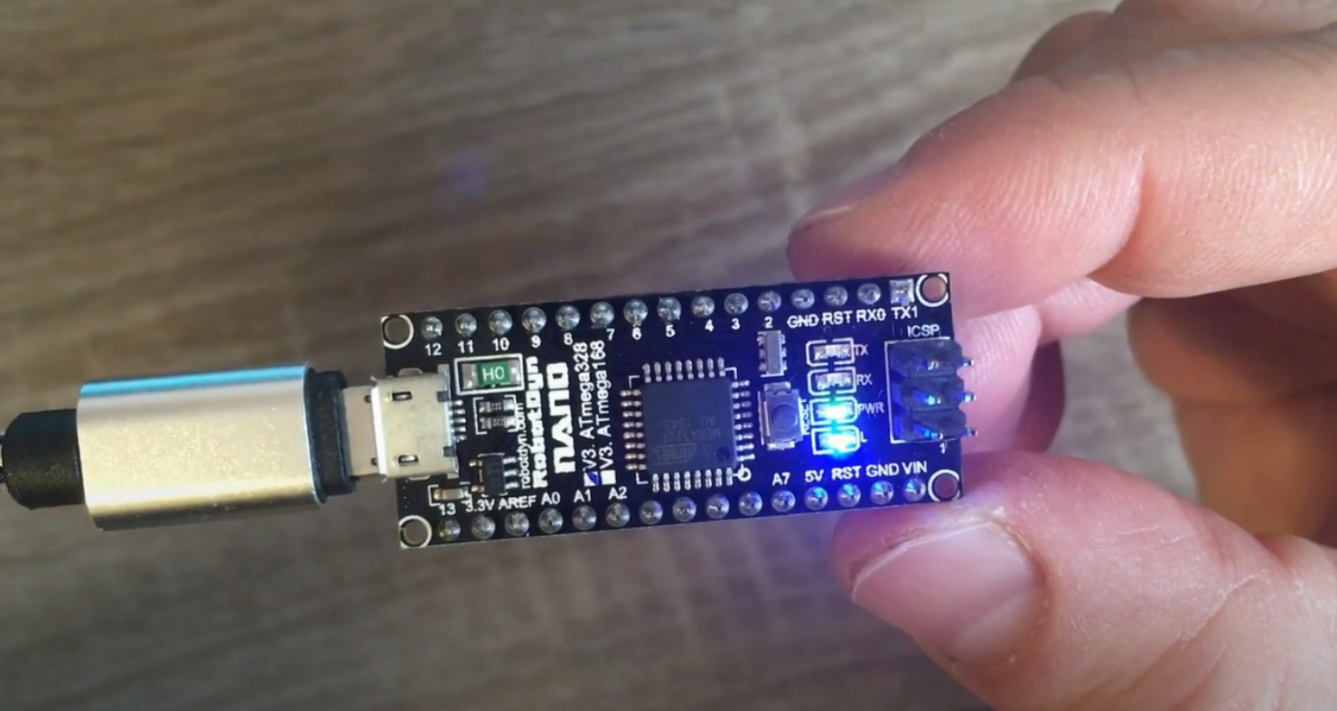 Arduino Nano 4 LEDs