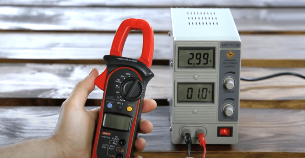 How to Measure With a Clamp Meter