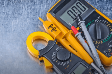 Clamp Meter vs. Multimeter – What's the Difference?